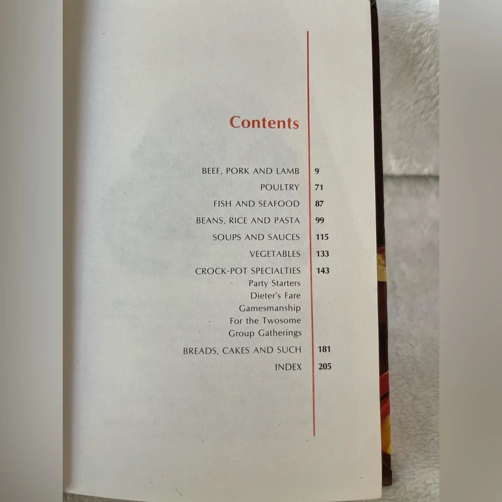 Crock-Pot Cooking cookbook by Marilyn Neill vintage 1975 edition by Golden Press